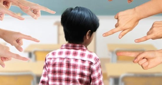 طفلك بيتعرض للتنمر؟.. 10 علامات سلوكية تكشف المشكلة قبل ما يحكى
