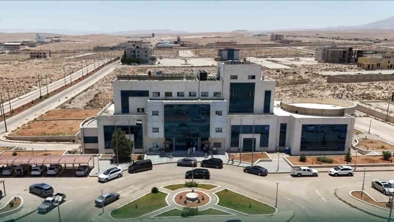حسياء الصناعية في 2026.. الغذائي والكيميائي يستحوذان على 76% من التراخيص