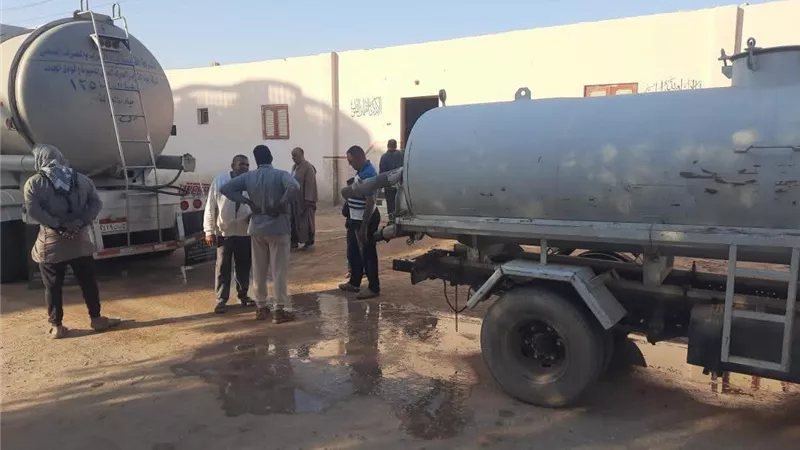 تدخل عاجل لحل أزمة انقطاع المياه بقرية جدة في باريس الوادي الجديد