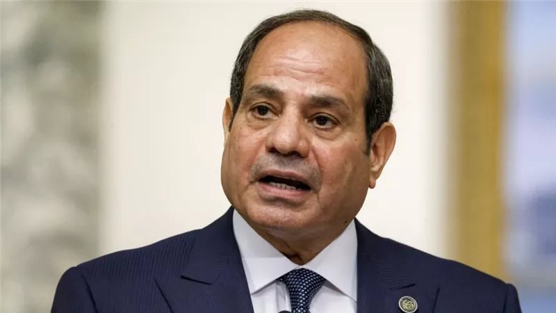 الطعام والشراب والتليفون ومواقع التواصل، السيسي: الوسطية مطلوبة في مختلف جوانب الحياة
