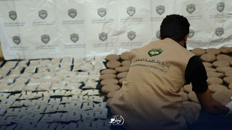 ضبط 62 كيلوغراماً من الحشيش و210 آلاف حبة كبتاغون بريف دمشق
