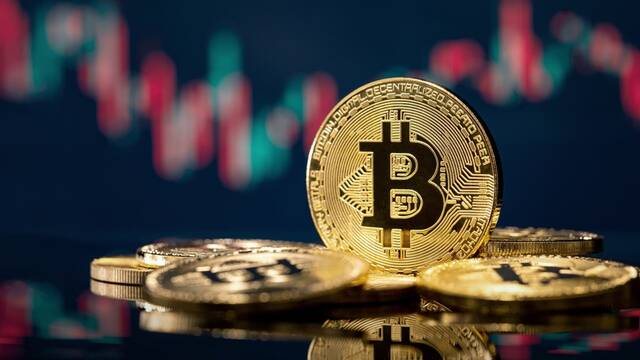 استقرار البيتكوين مع ترقب بيانات التضخم الأمريكي