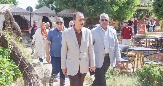 محافظ سوهاج يتفقد أعمال التشجير والحدائق العامة بحي شرق وأخميم