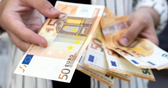 اليورو يرتفع بمنتصف تعاملات اليوم الإثنين 12 أكتوبر 2026 أمام الجنيه بالبنوك