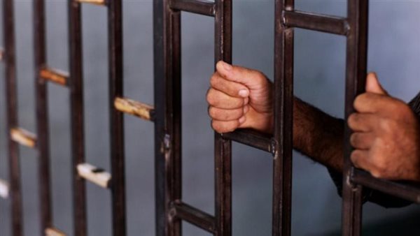 5 قطع حشيش تقود عاطل إلى السجن 15 سنة في المرج