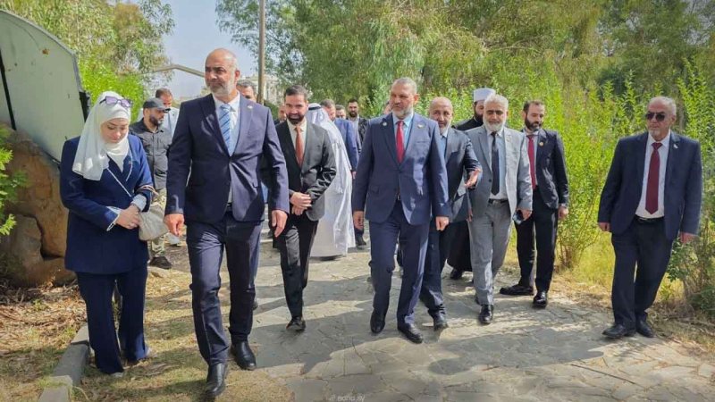 زيارة الوفد البرلماني إلى القنيطرة رسالة بأن السوريين لن يتخلوا عن أي شبر من أرضهم