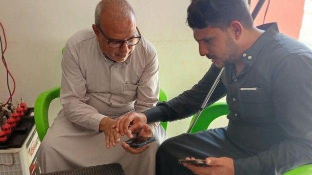 في قرية "النور للمكفوفين بسوريا"... كيف يرى فاقدو البصر بالذكاء الاصطناعي؟