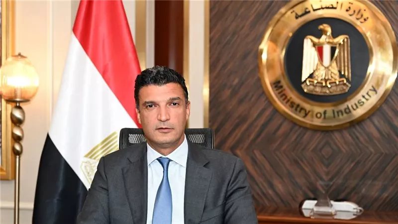منتدى مصر، تفاصيل تطور الصناعة المصرية والتوسع في إنشاء المناطق الصناعية