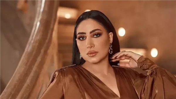 التحفظ على المطربة بوسي داخل محكمة مستأنف أكتوبر قبل النطق بالحكم في قضية الشيكات
