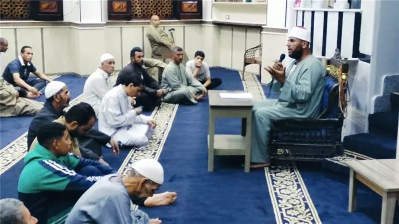 أوقاف الفيوم تنظم برنامجا توعويا في 291 مسجدًا حول الاستخدام الأمثل لوسائل التواصل