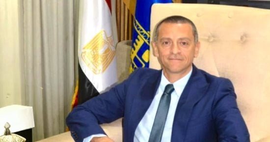 محافظ أسوان يصدر حركة تنقلات وتكليفات محدودة بالوحدات المحلية