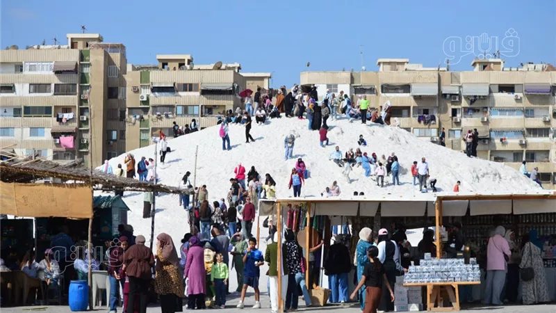 جبال الملح في الصدارة، 15 صورة ترصد إقبال الزائرين على بورسعيد في عطلة نهاية الأسبوع
