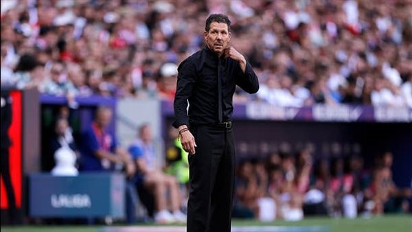 سيميوني يقترب من حسم مستقبله مع أتلتيكو مدريد