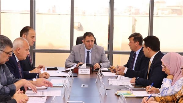 محافظ دمياط يوجه بسرعة حسم طلبات تقنين أراضي أملاك الدولة