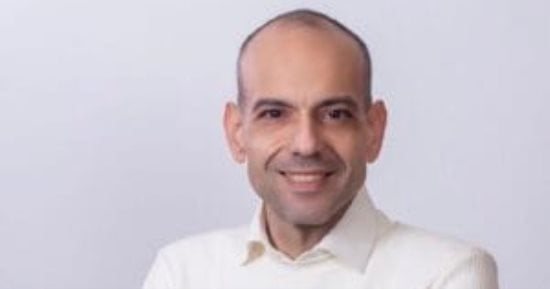 د. محمد علاء منيعم وصناعة الأثر