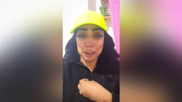 المطربة شجن تنهار في البكاء: شوفوا أماكن السهر في الغردقة بيحصل فيها إيه