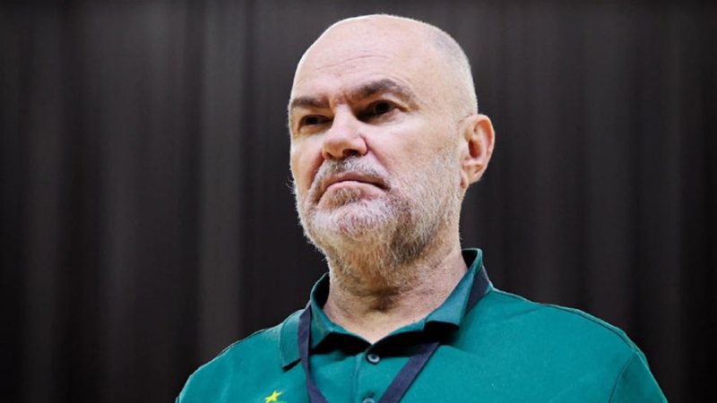 المدرب أبو شقرا: المنتخب الأولمبي السوري يملك خامات واعدة.. ودمشق لها مكانة خاصة في قلبي