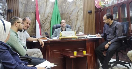 وكيل صحة الفيوم يناقش احتياجات المستشفى العام من الأجهزة الطبية