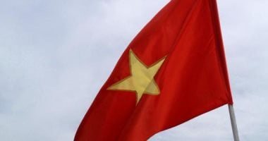 فيتنام تضبط شبكة مشتبه تورطها في غسيل أموال بمساعدة أمنة يابانية