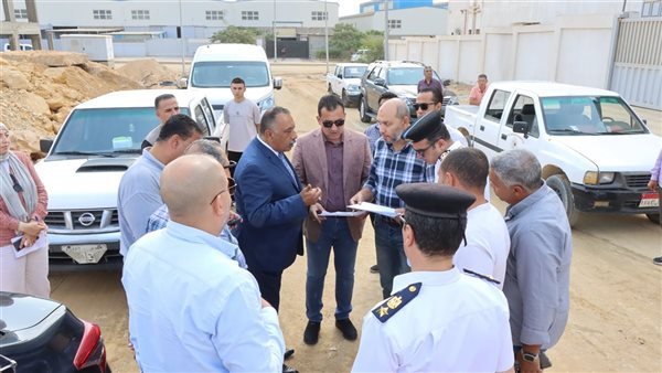“التنمية الصناعية” تنفذ حملة لسحب الأراضي غير المستغلة بالعاشر من رمضان