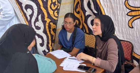 جامعة الإسكندرية تنظم قافلة طبية ومجتمعية متكاملة إلى منطقة بشائر الخير