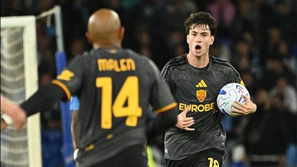 ريمونتادا مجنونة.. روما يخطف تعادلًا قاتلًا من نابولي في الدوري الإيطالي