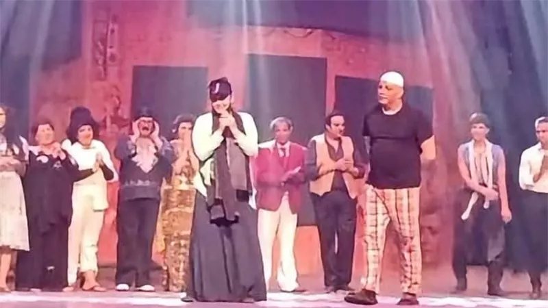 آثار الحكيم أثناء حضورها "نوستالجيا 90/80": مش مصدقة أني معتزلة من 15 سنة ربنا يثبتني