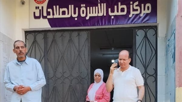 خلال جولة مفاجئة، وكيل صحة الدقهلية يحيل المخالفين للتحقيق ويتابع خدمات الغسيل الكلوي