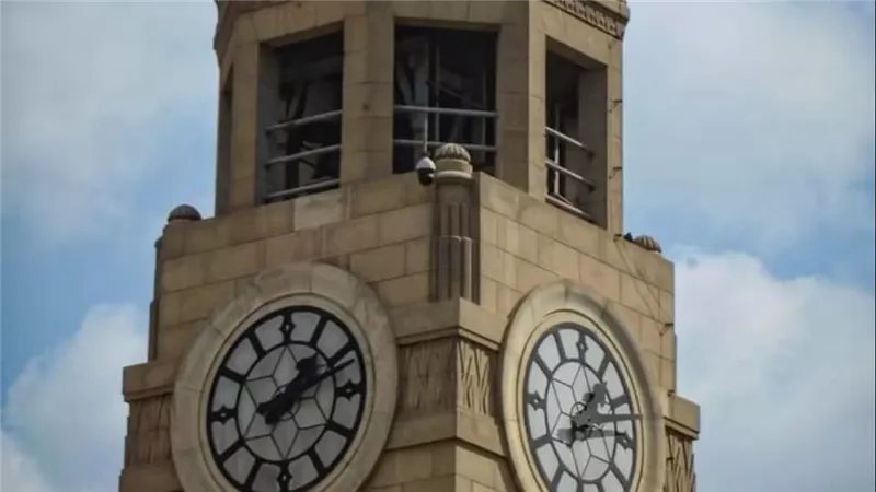 جامعة القاهرة تعلن حزمة تيسيرات مالية ومنح دراسية ببرنامجَي الدبلوم والماجستير المهني