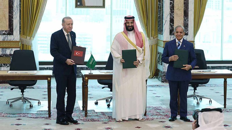 تفعيل “حلف مكة” والدفع بالقوات والقدرات العسكرية سريعاً إلى السعودية