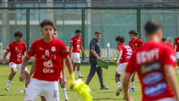منتخب الناشئين يخوض تدريبات استشفائية في يومه الأول بالعاصمة القطرية