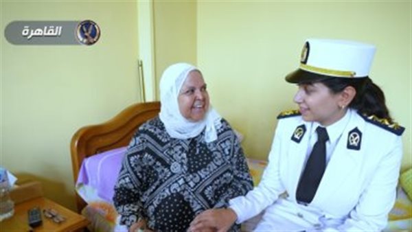 في اليوم العالمي لكبار السن، الداخلية تنظم زيارات واحتفالات للمسنين وتقدم هدايا وأجهزة طبية