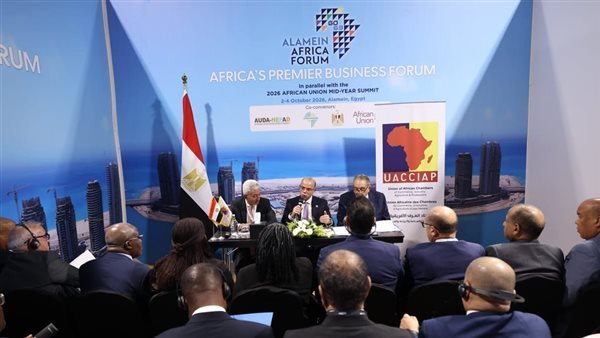 بالإجماع، انتخاب أحمد الوكيل رئيسا لاتحاد الغرف الأفريقية وعلاء عز أمينا عاما