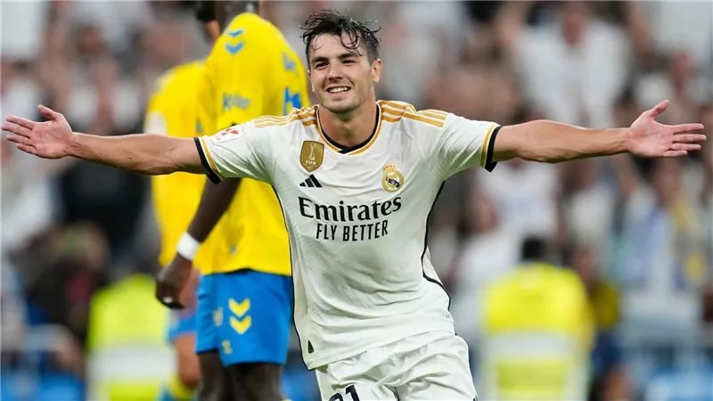 عرض سعودي مُغرٍ يهدد استمرار إبراهيم دياز مع ريال مدريد