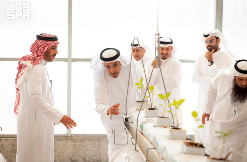 رئيس هيئة المياه يطّلع على مشاريع المؤسسة العامة للري ومرافقها التشغيلية