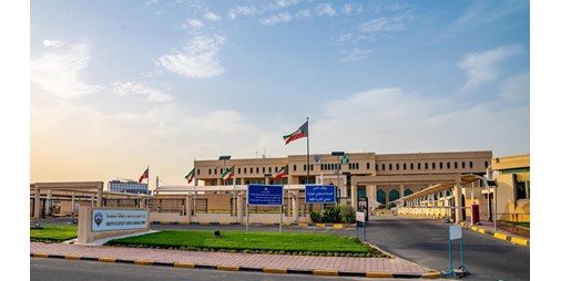 32 عقداً لتطوير ورفع كفاءة شبكتي الكهرباء والماء تحت الطرح لدى «المناقصات»