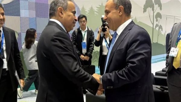 وزير الخارجية يلتقي وزير المالية القطري