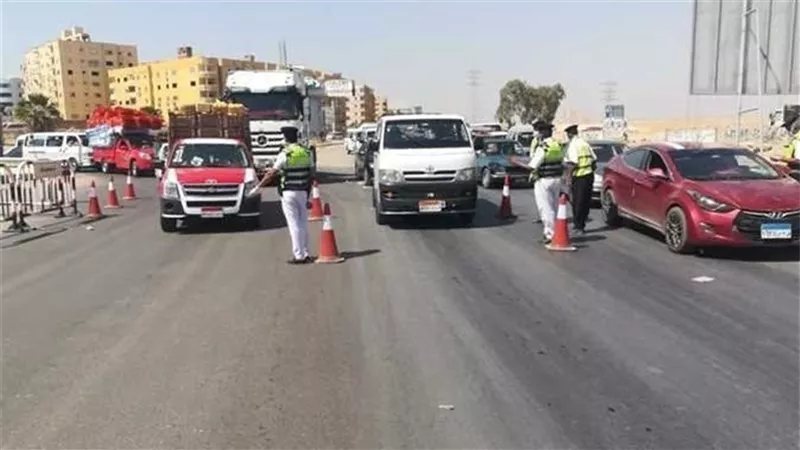 111 ألف مخالفة مرورية خلال 24 ساعة وفحص 966 سائقًا للكشف عن تعاطي المخدرات