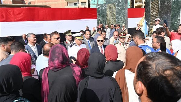 بالتزامن مع احتفالات نصر أكتوبر، محافظ الغربية يحاور الشباب حول قيم البطولة والانتماء