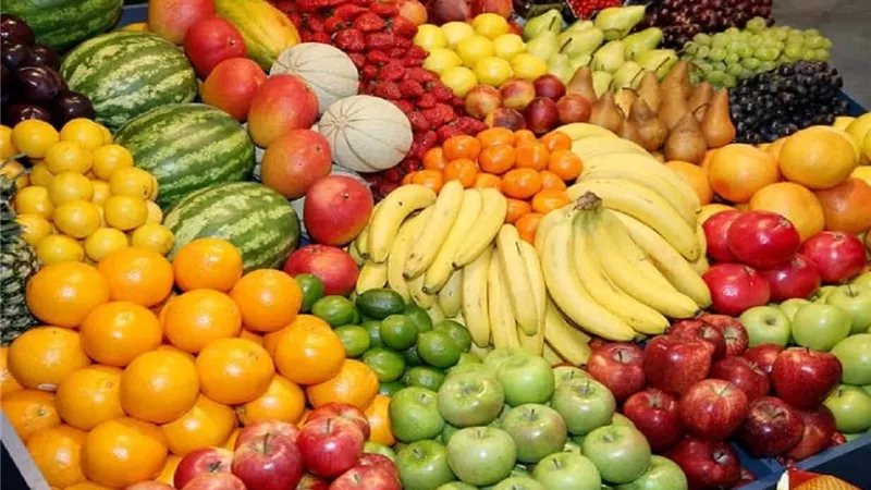أسعار الفاكهة اليوم، انخفاض اليوسفي والكانتلوب وارتفاع عنب كرميسون والتين برشومي