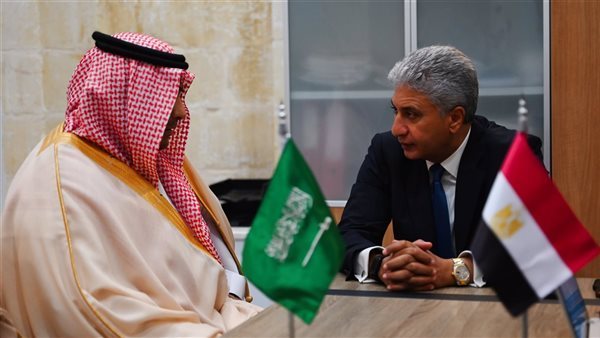 وزير السياحة والآثار: نتوسع في استخدام تطبيقات الذكاء الاصطناعي في الترويج السياحي