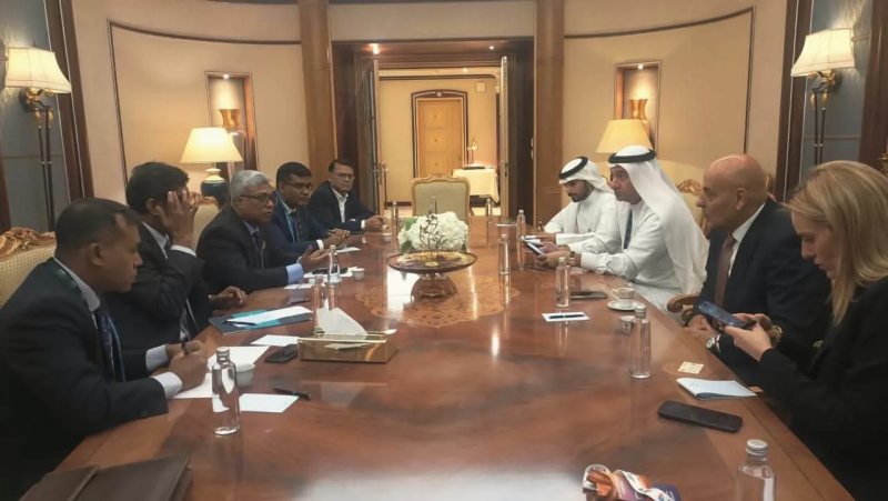 بنغلاديش تخطط لاستيراد الغاز المسال القطري باتفاق طويل الأجل