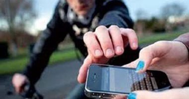 اعترافات المتهمة بسرقة هاتف صاحب محل في الغربية.. كيف سقطت بعد تداول الفيديو؟
