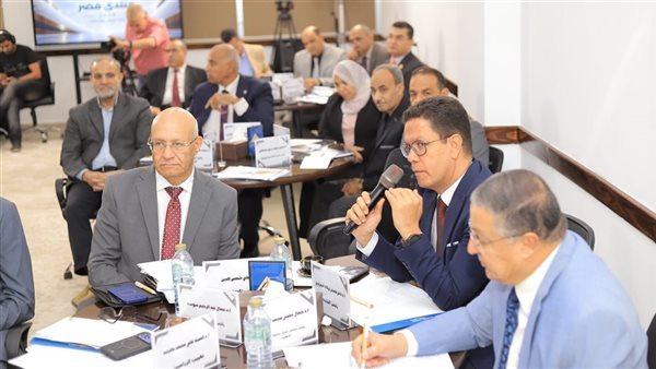 جامعة بنها تنظم جلسة حوارية حول "الأمن الغذائي والمائي"