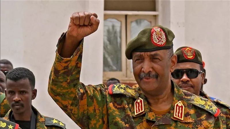 المصريون في أمان والتجارة مستمرة، البرهان يبعث رسالة طمأنة للقاهرة بعد التوترات الأخيرة (فيديو)