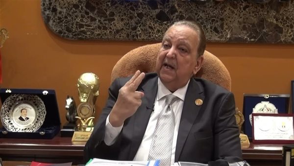 نبيل دعبس يفوز برئاسة "تعليم الشيوخ" في دور الانعقاد الثانى