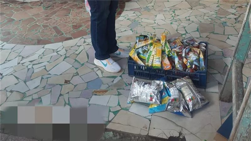 ضبط 250 عبوة مياه غازية وشيبسي وبسكويت فاسد داخل محل بالإسماعيلية