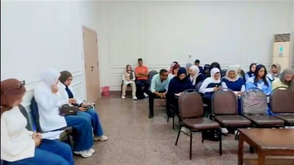بدء اختيار المتطوعين لمرافقة وفود الدورة الـ26 لمهرجان الإسماعيلية للفنون الشعبية