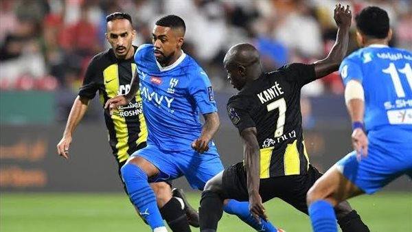 الصراع على الصدارة.. موعد قمة الاتحاد والهلال بالدوري السعودي