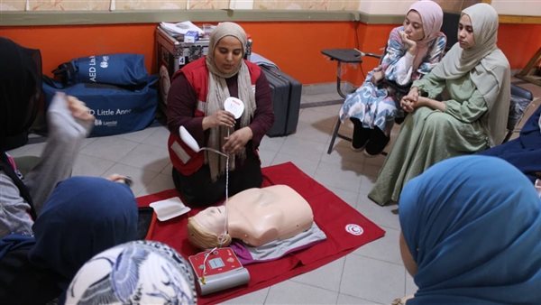 الهلال الأحمر يدرب دفعة جديدة تضم 1000 متطوع على الإسعافات الأولية